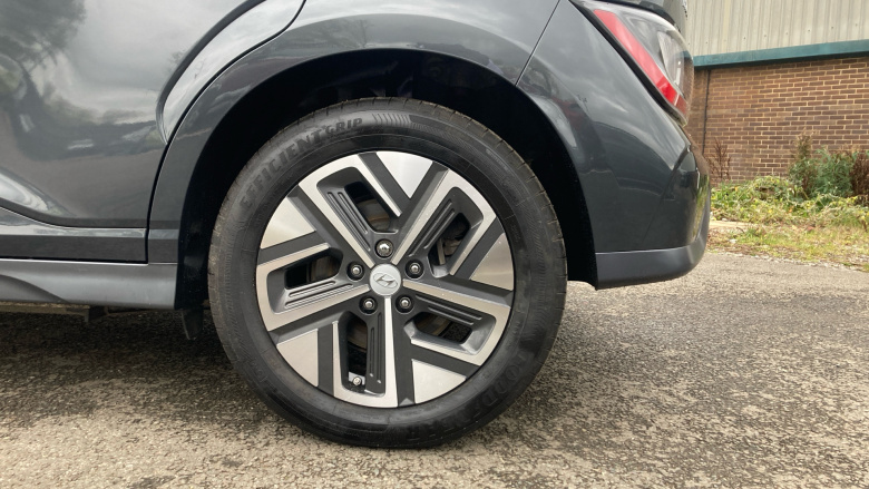 Hyundai KONA 150kW Premium 64kWh 5dr Auto Electric Hatchback